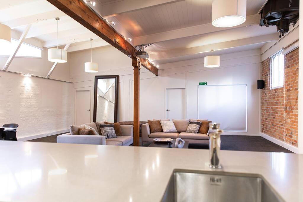 True New York Style Newmarket Loft Apartment Όκλαντ Εξωτερικό φωτογραφία